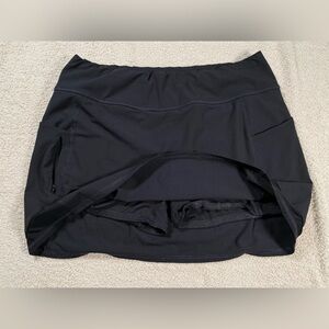Women’s Athleta Medium Black Skort Athleticic Skirt